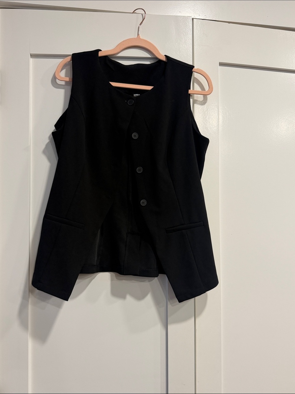 Women's Black Sleeveless Button-Front Vest Tunic